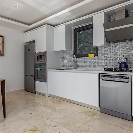 3 Bedroom - 3272